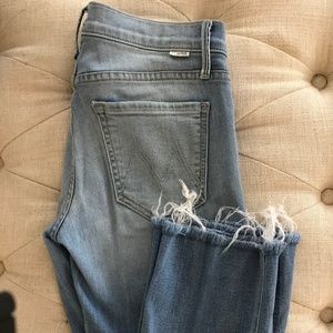 MOTHER Jean, light wash fray hem